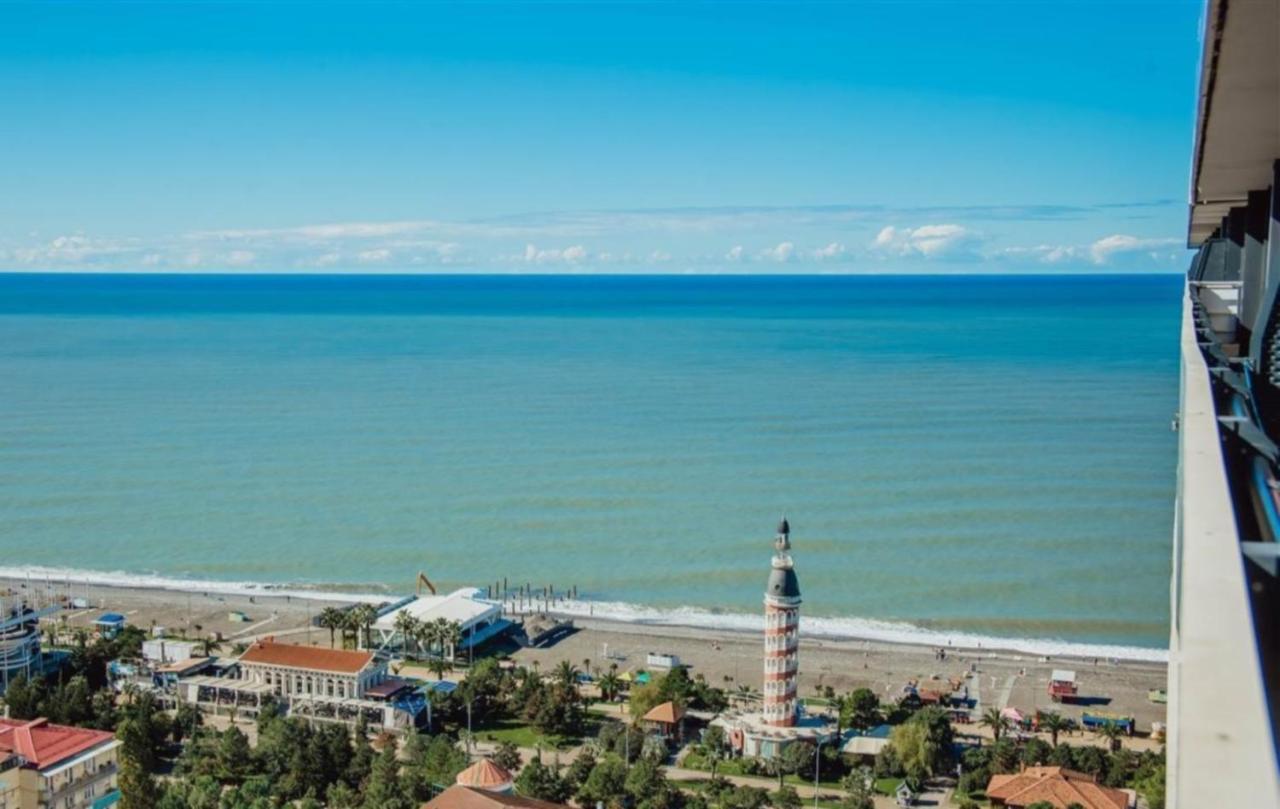 Orbi City Batumi Sea View Aparthotel Exterior photo