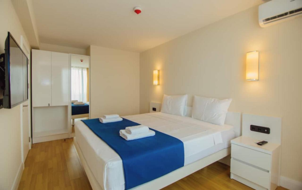 Orbi City Batumi Sea View Aparthotel Exterior photo